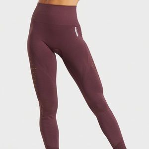 Gymshark Engergy Seamless Leggings in Berry Red